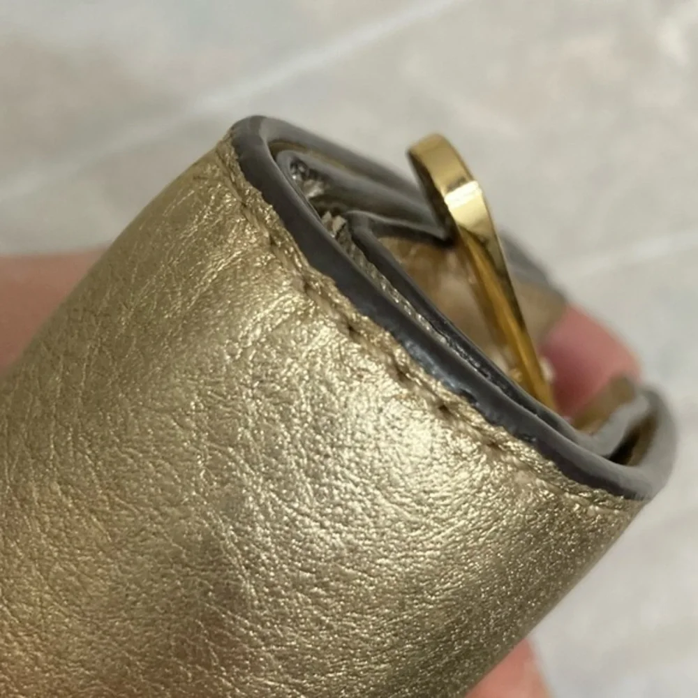 Michael kors gold leather wallet